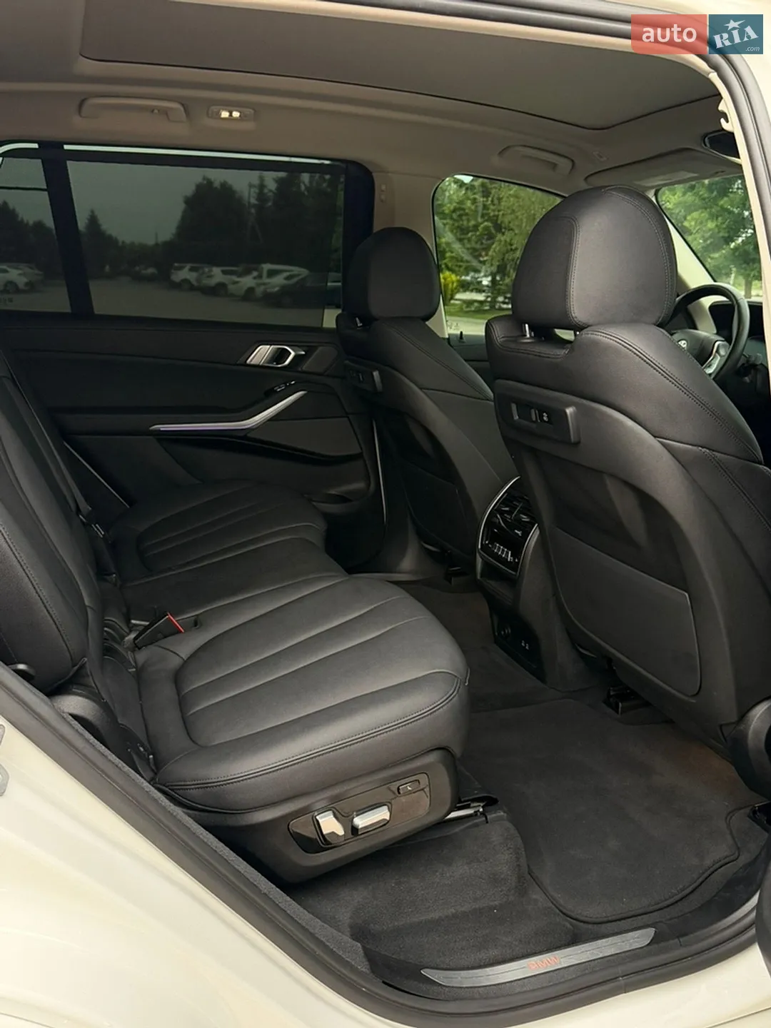 2021 BMW X7 - мініатюра 43