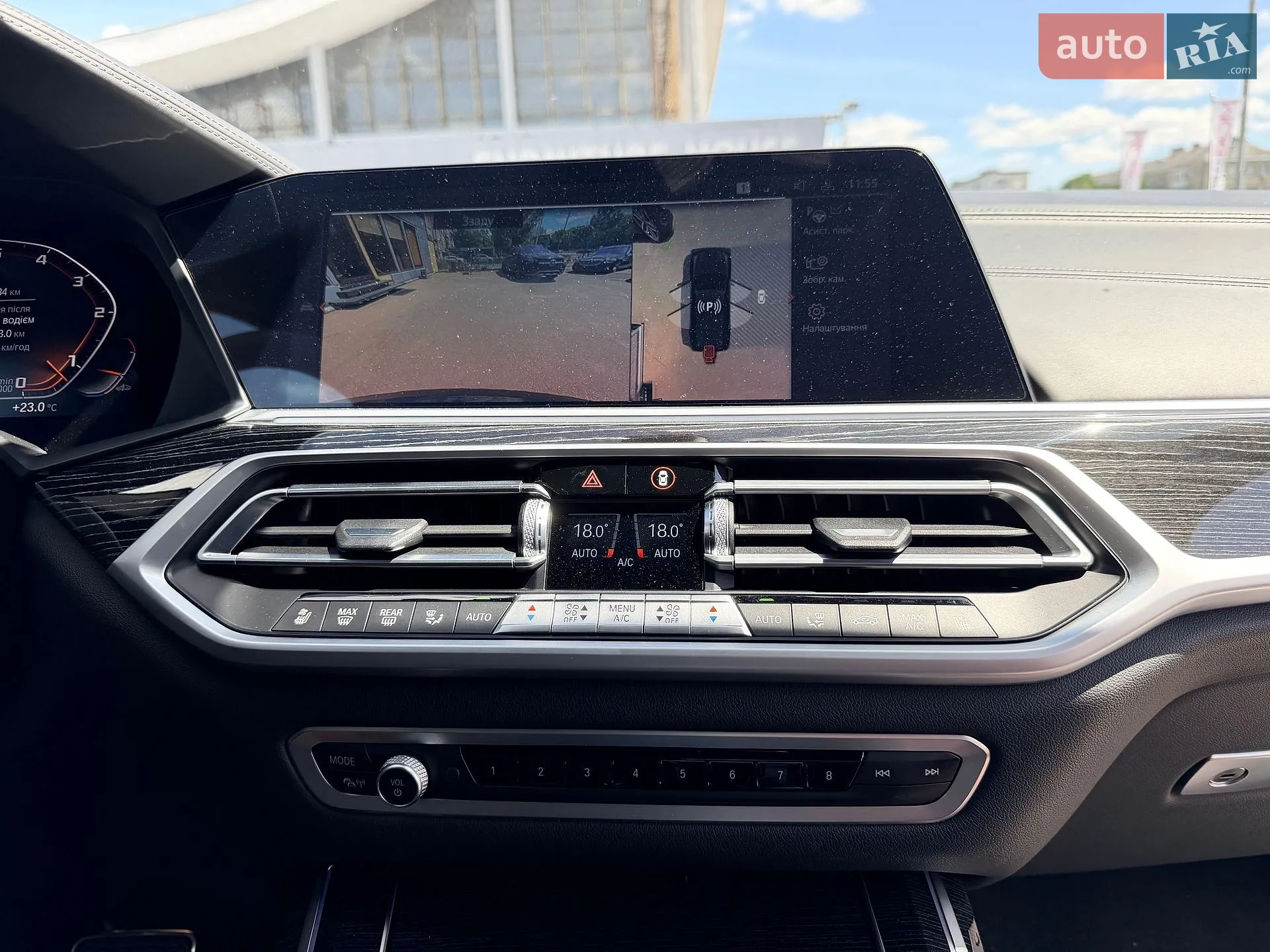 2021 BMW X7 - мініатюра 17