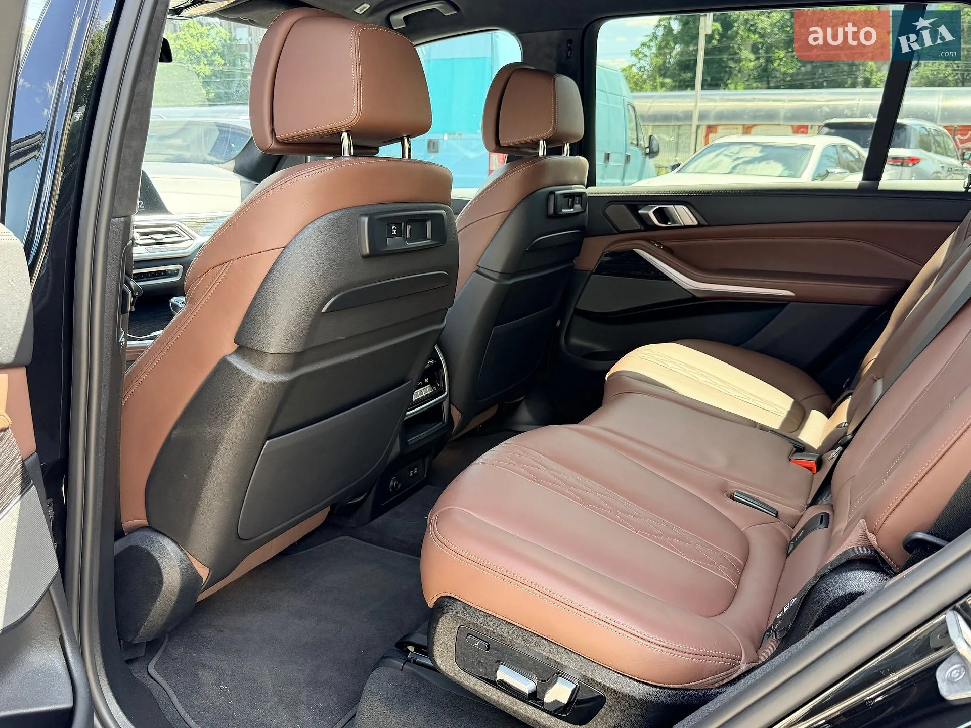 2021 BMW X7 - мініатюра 36