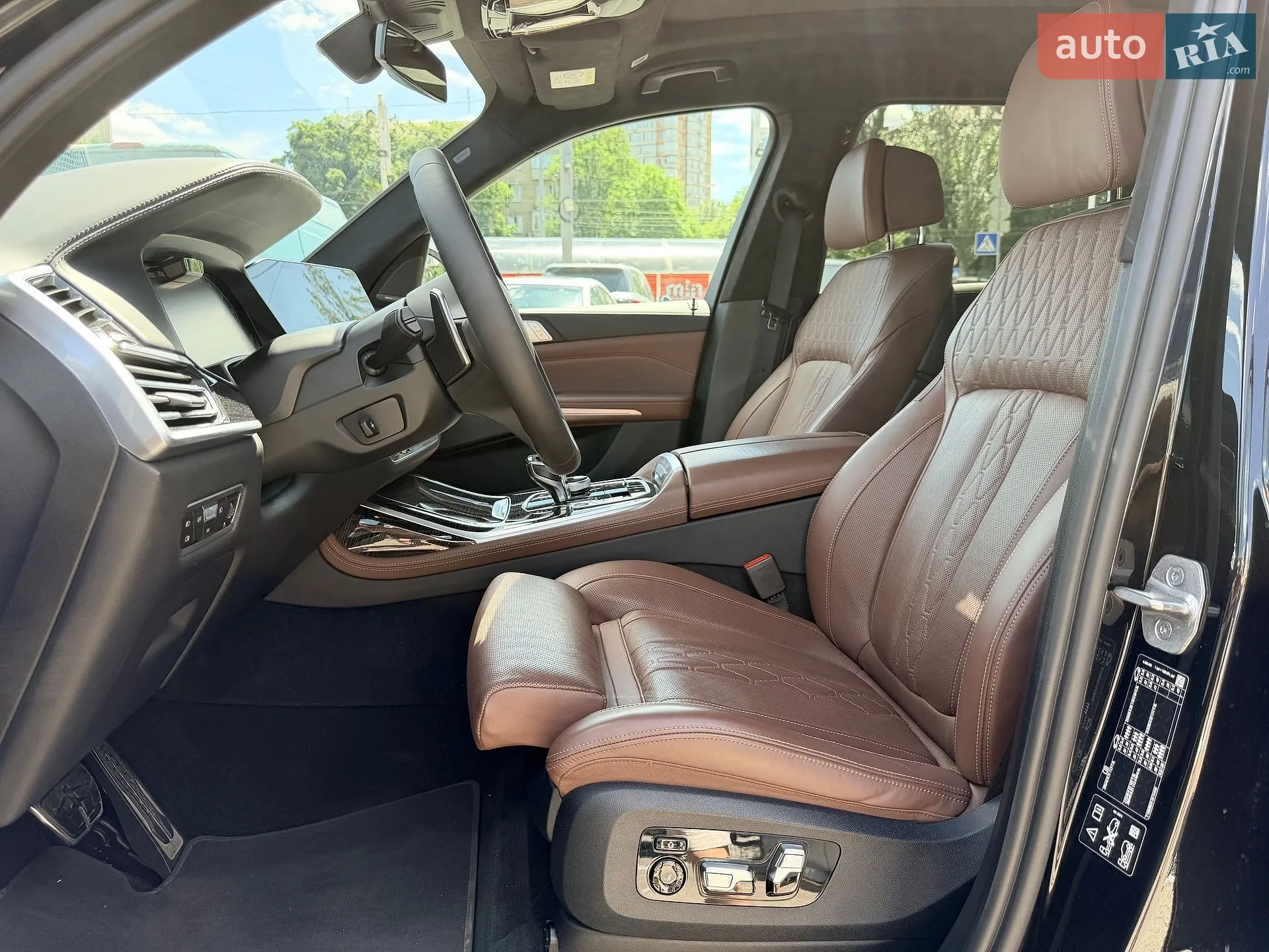 2021 BMW X7 - мініатюра 41