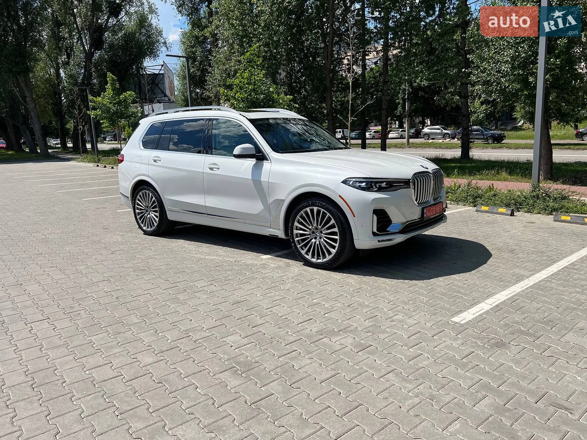 2022 BMW X7 - мініатюра 11