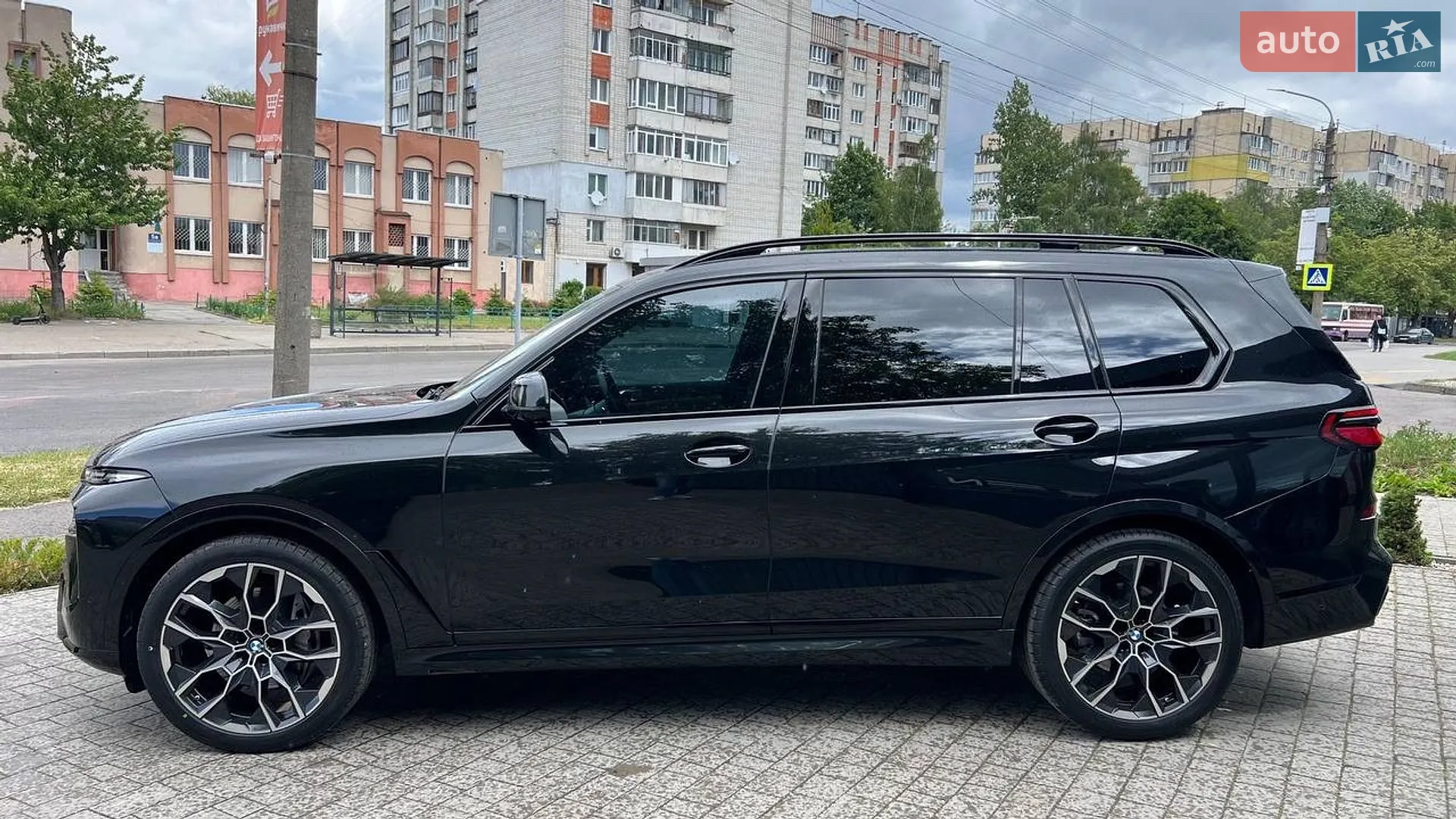 2022 BMW X7 - мініатюра 4