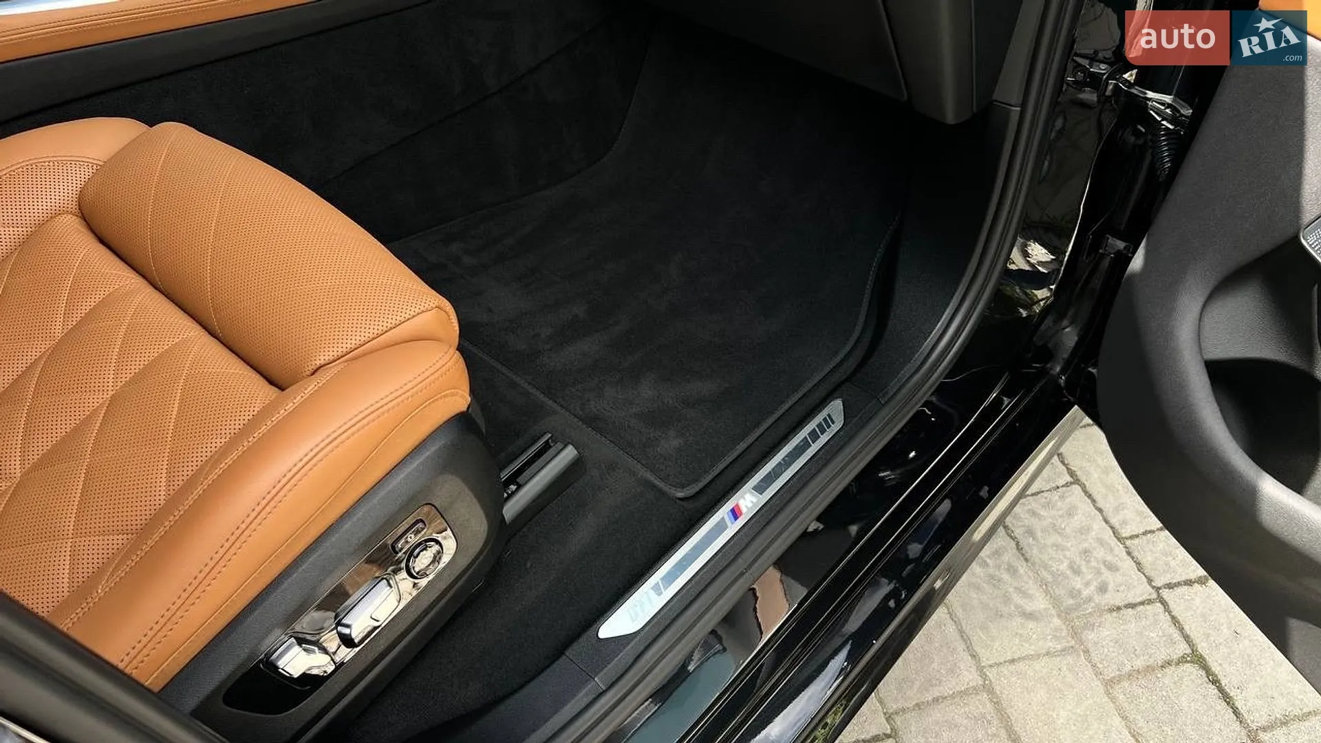 2022 BMW X7 - мініатюра 42