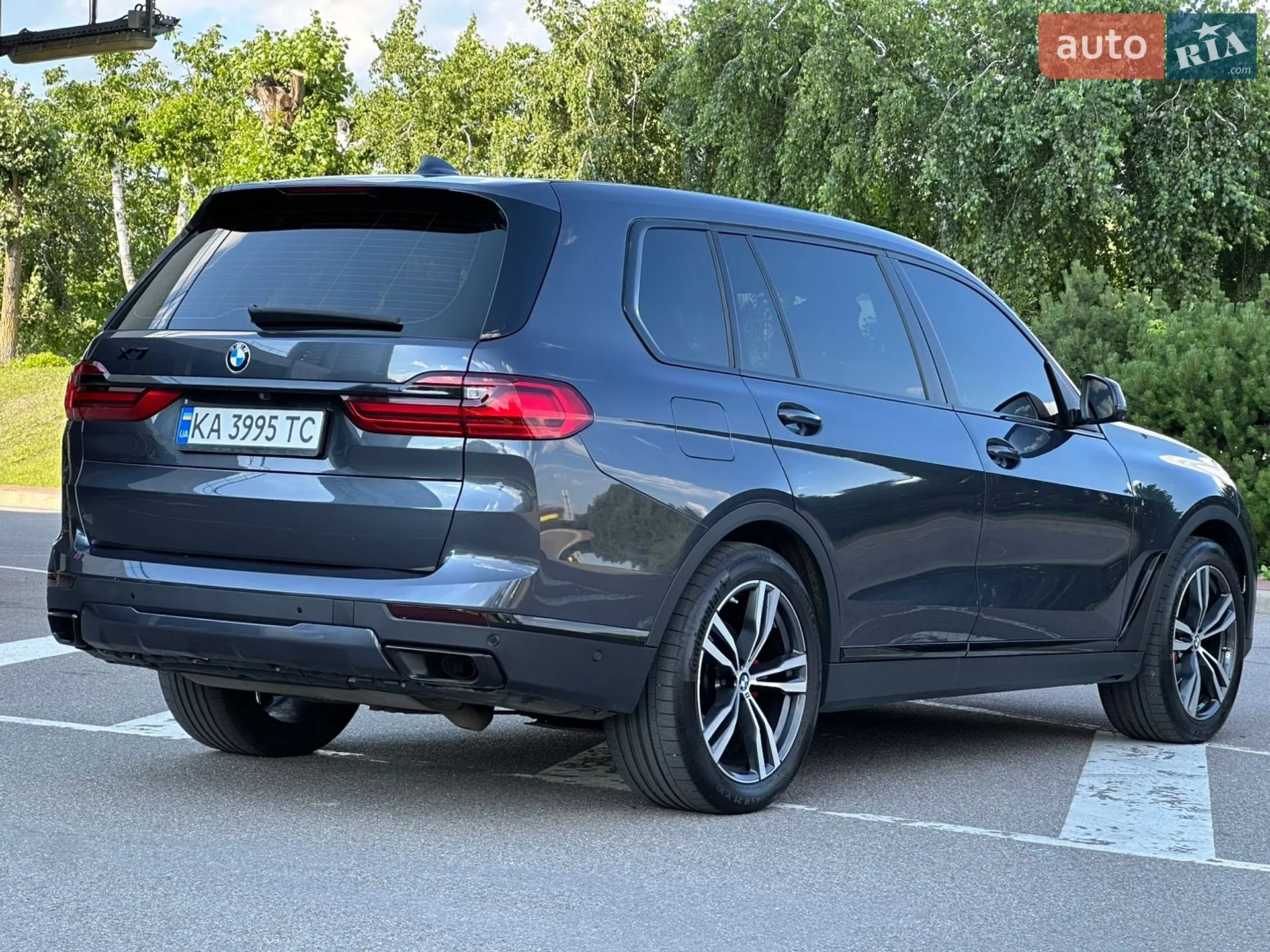2019 BMW X7 - мініатюра 17