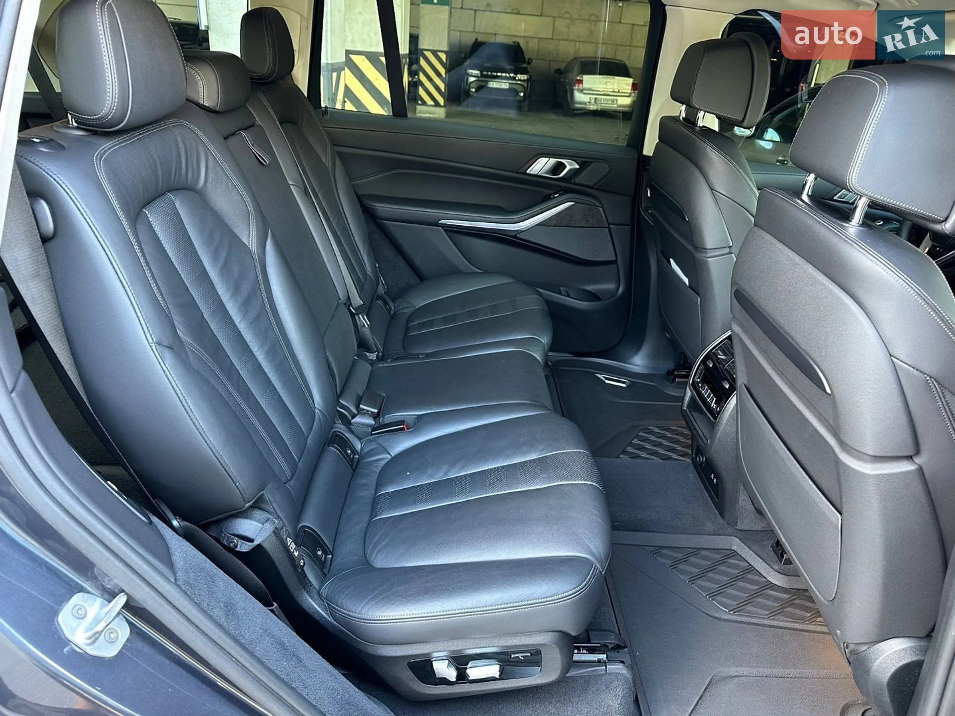 2019 BMW X7 - мініатюра 35