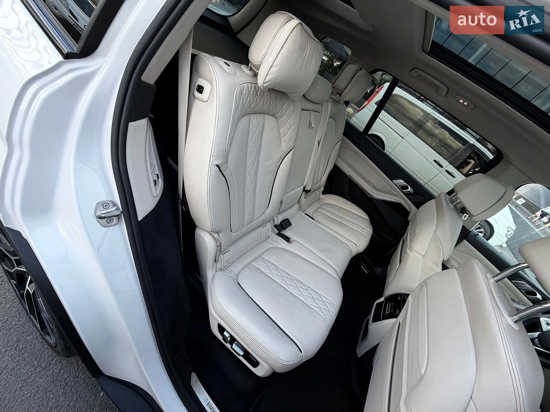 2019 BMW X7 - мініатюра 111