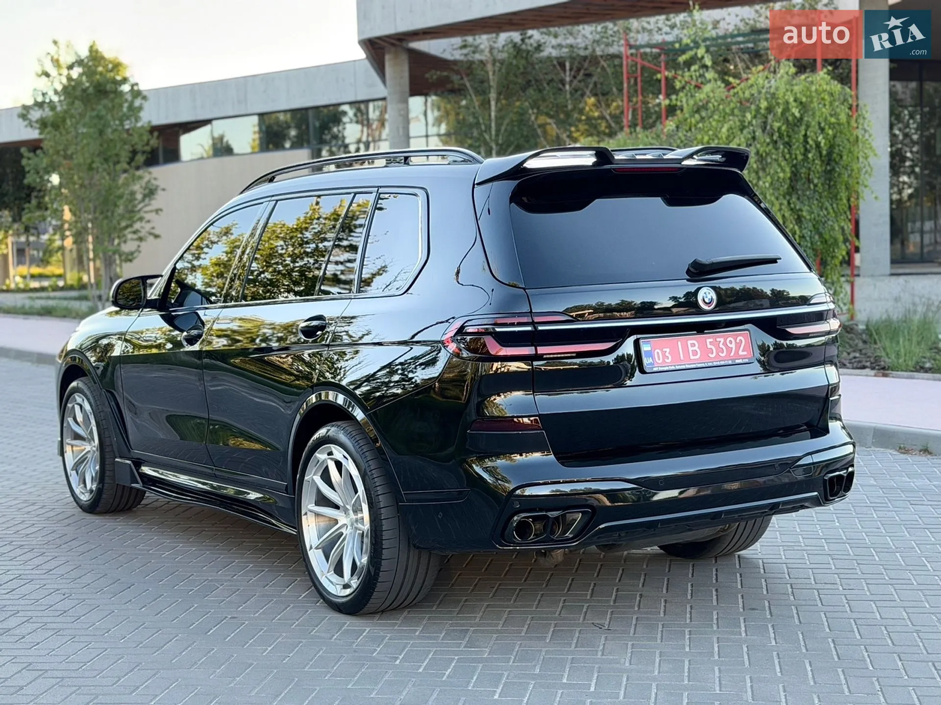 2022 BMW X7 - мініатюра 22