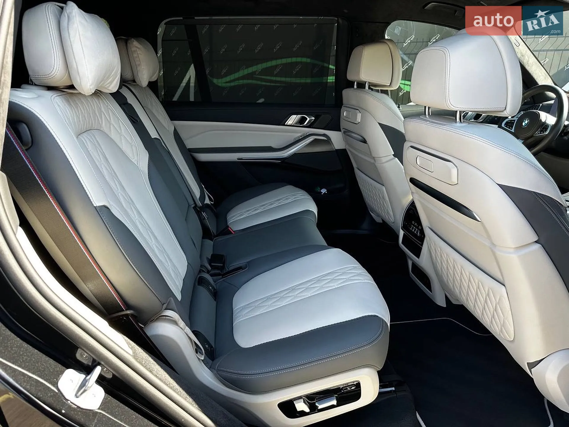 2023 BMW X7 - мініатюра 17