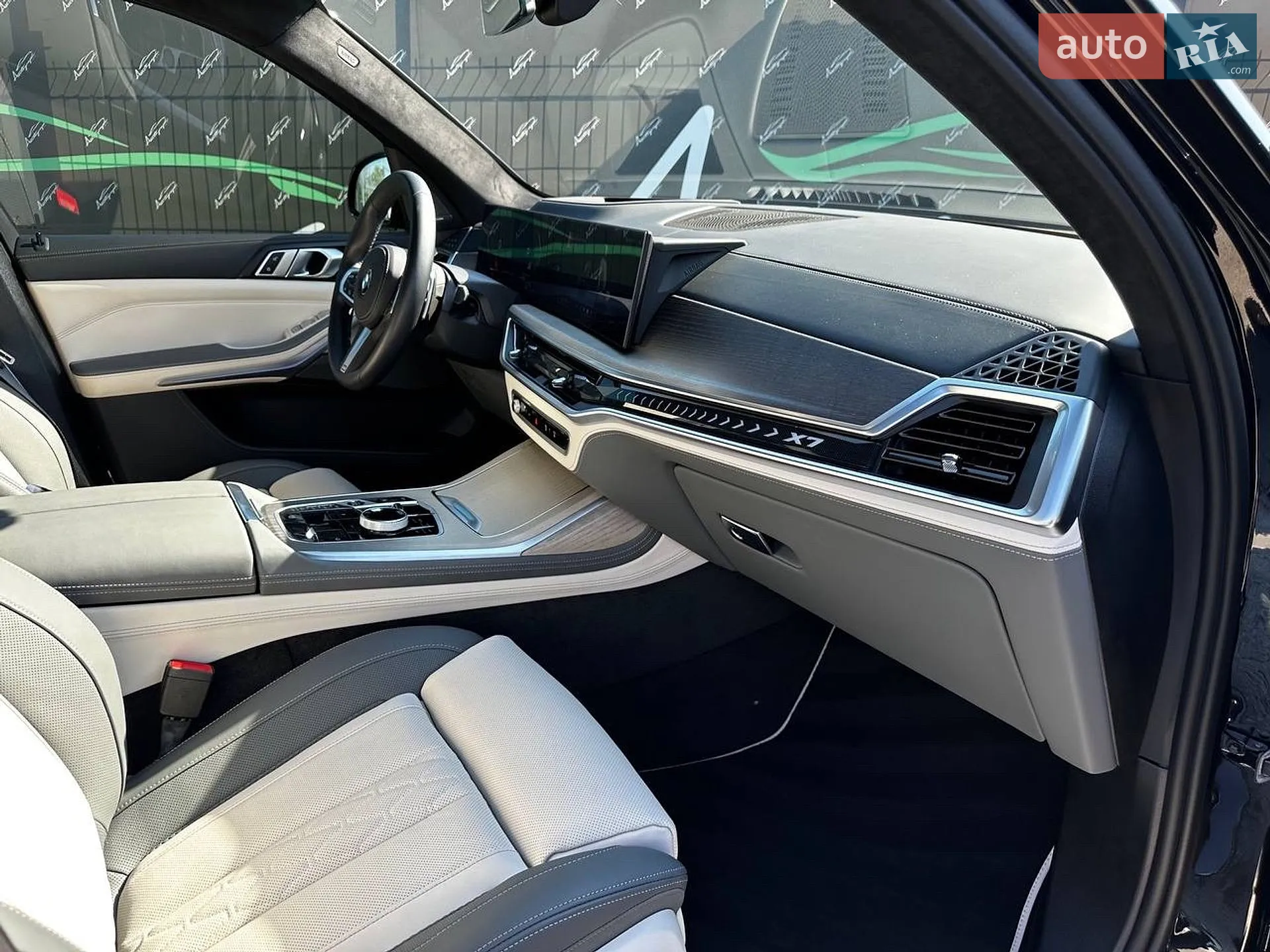 2023 BMW X7 - мініатюра 22