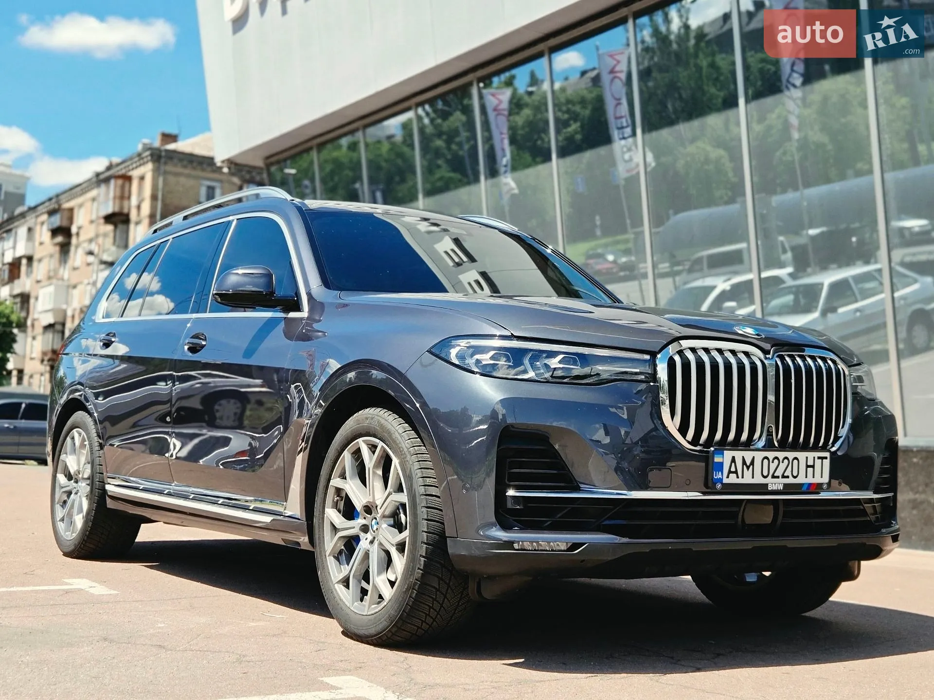 2019 BMW X7 - фото 1