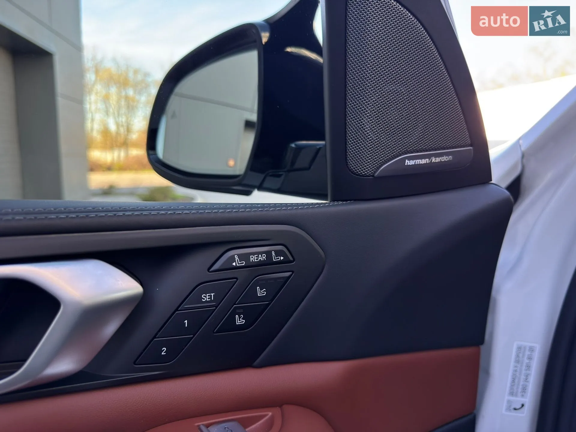 2021 BMW X7 - мініатюра 33