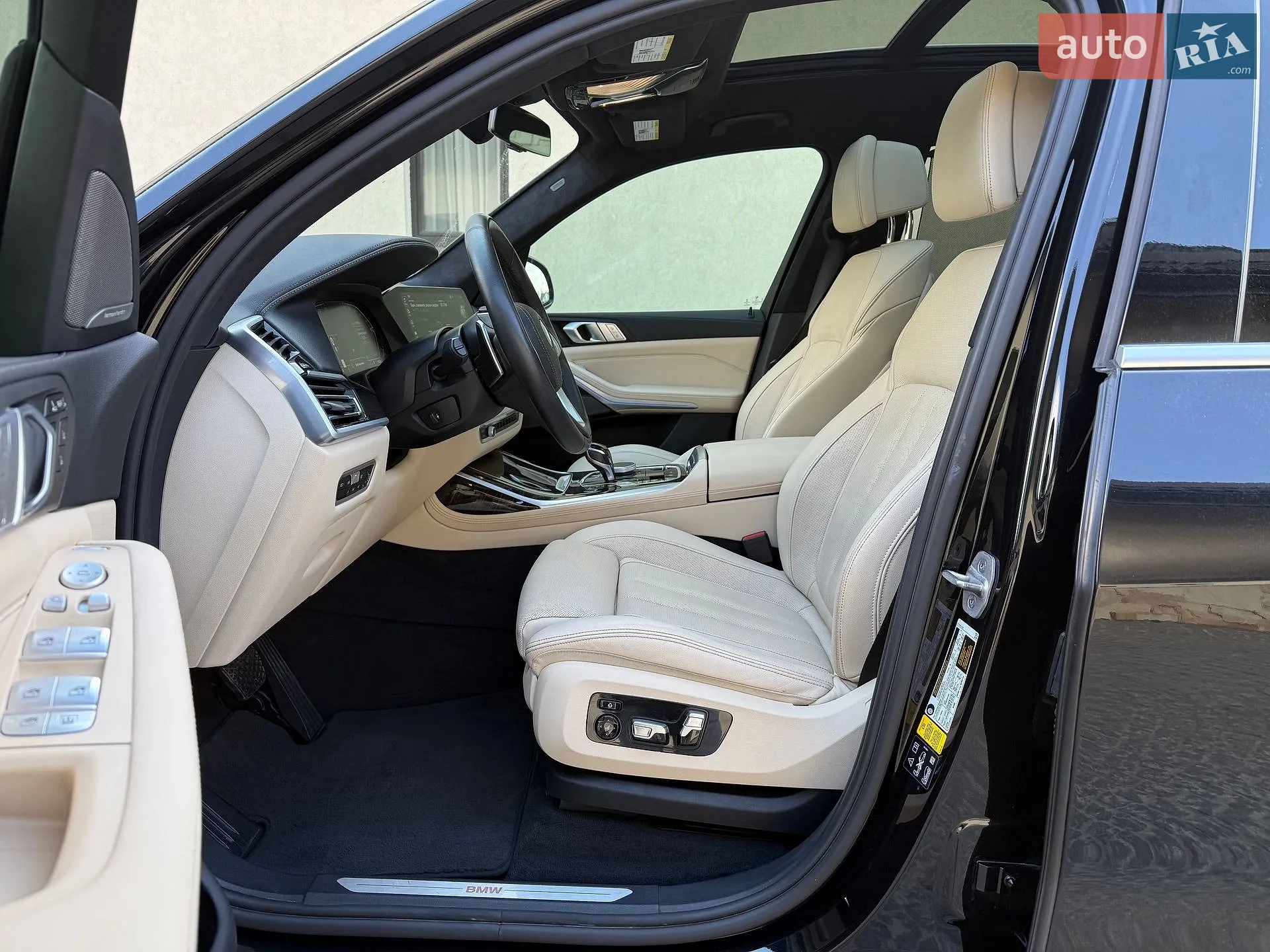 2021 BMW X7 - мініатюра 122