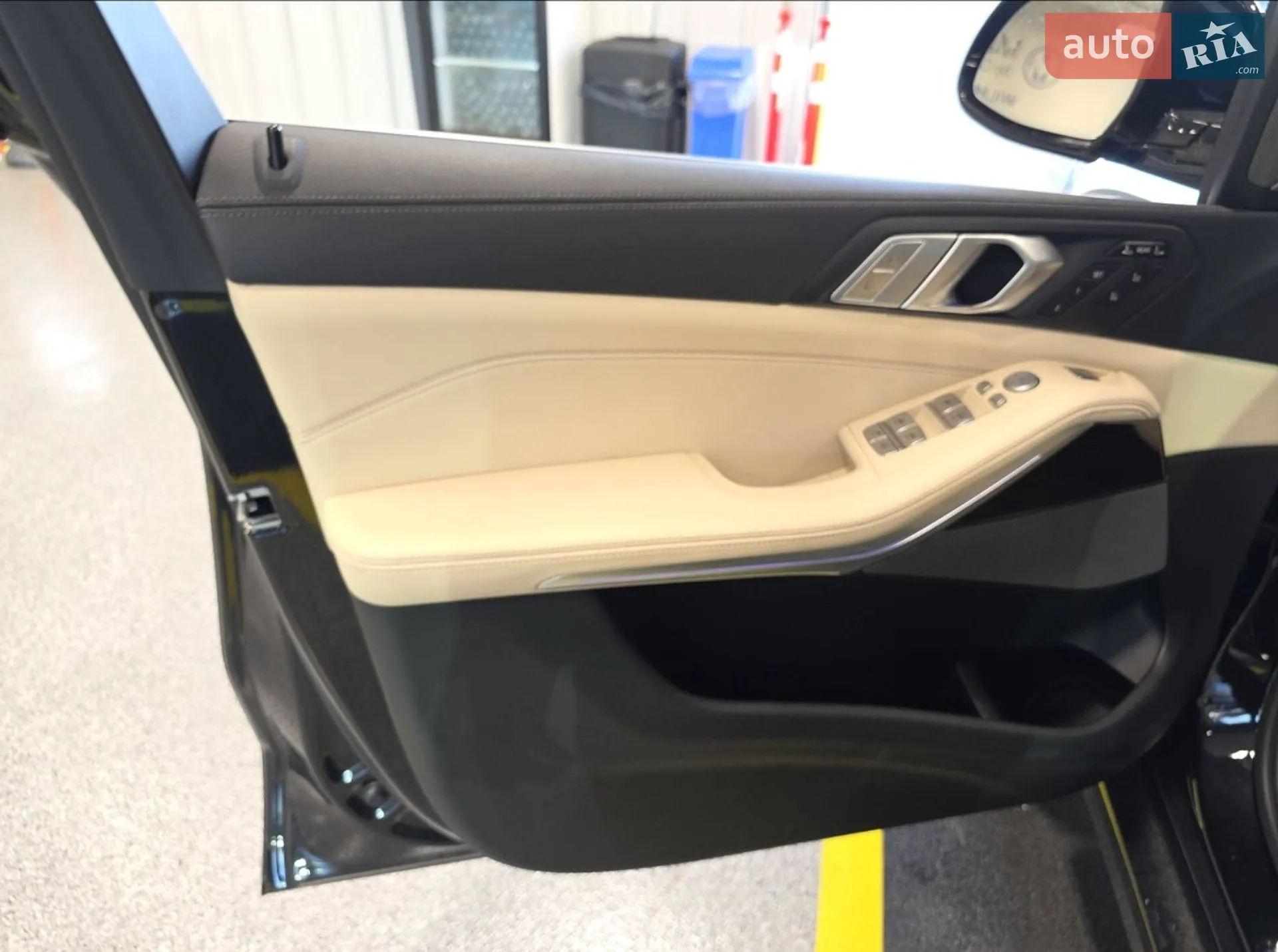 2021 BMW X7 - мініатюра 8