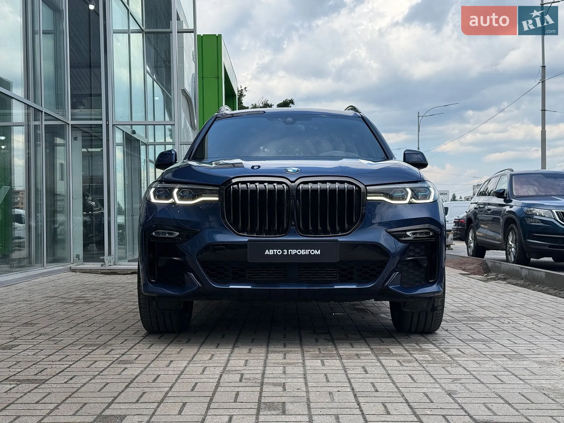 2021 BMW X7 - мініатюра 8