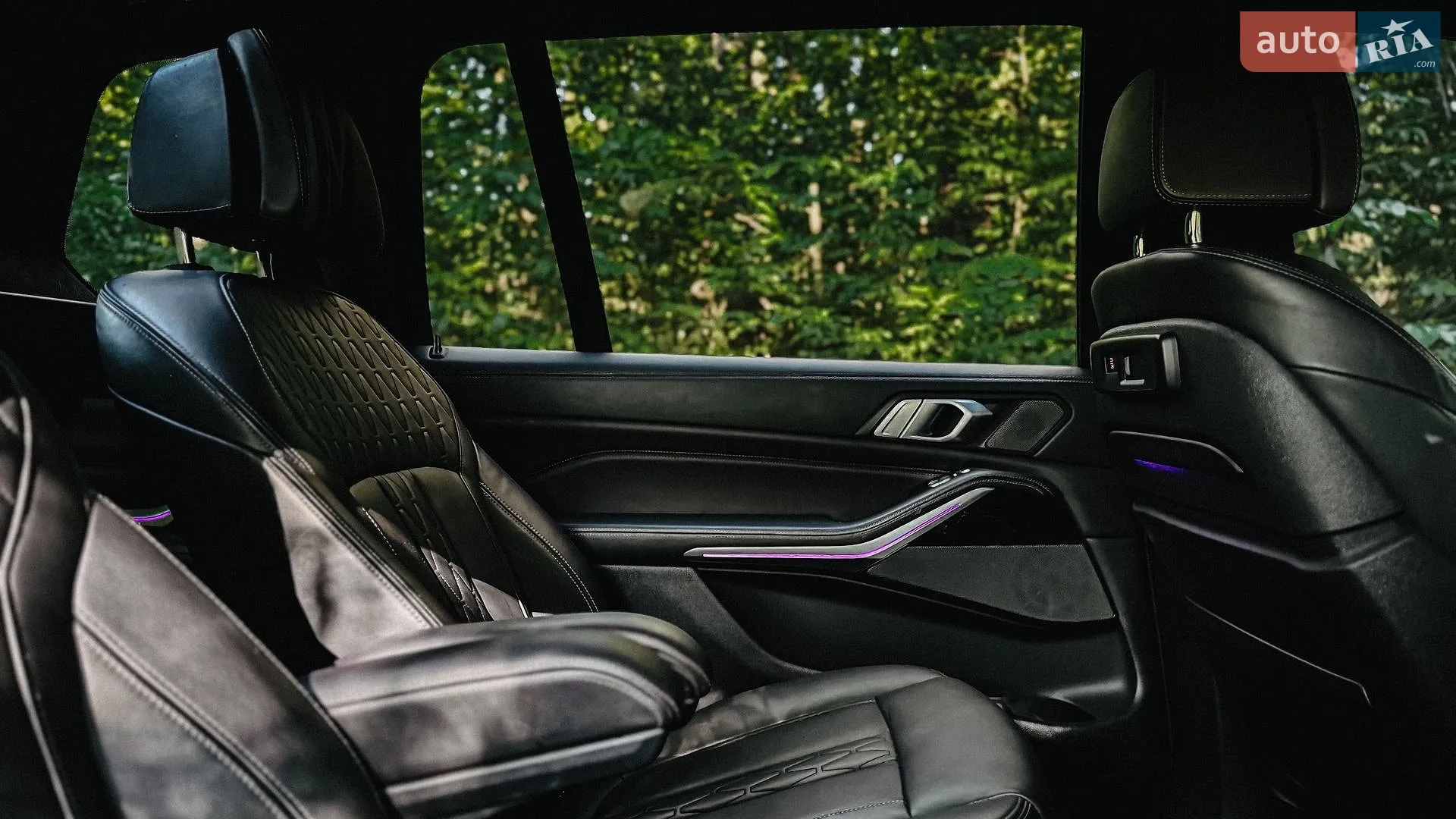 2019 BMW X7 - мініатюра 43