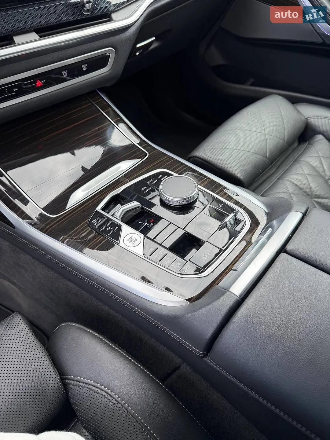 2023 BMW X7 - мініатюра 35