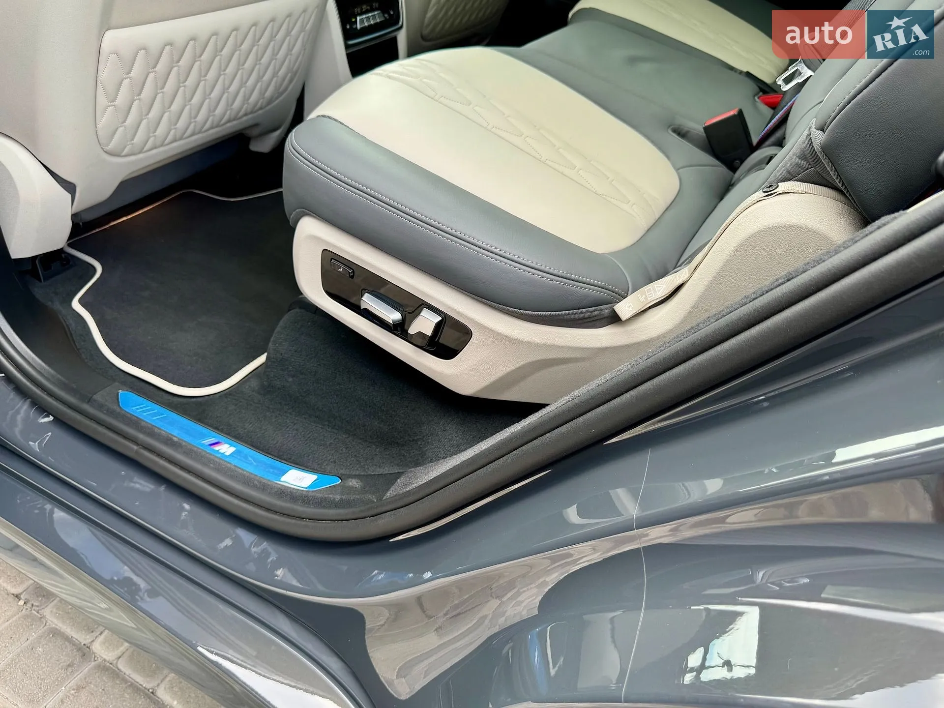 2024 BMW X7 - мініатюра 38