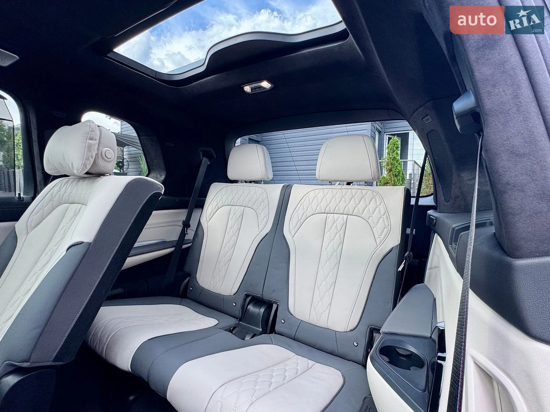 2024 BMW X7 - мініатюра 49