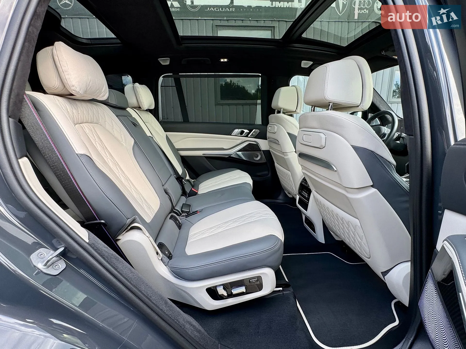 2024 BMW X7 - мініатюра 69