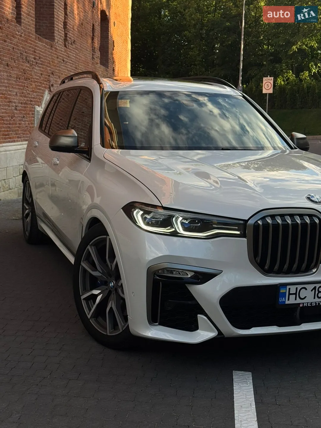 2021 BMW X7 - мініатюра 17