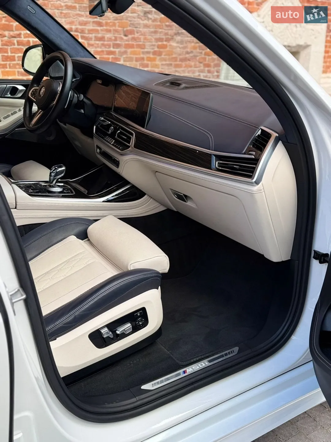 2021 BMW X7 - мініатюра 31