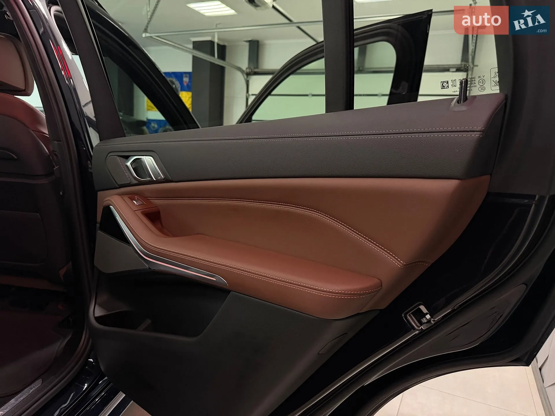 2021 BMW X7 - мініатюра 61