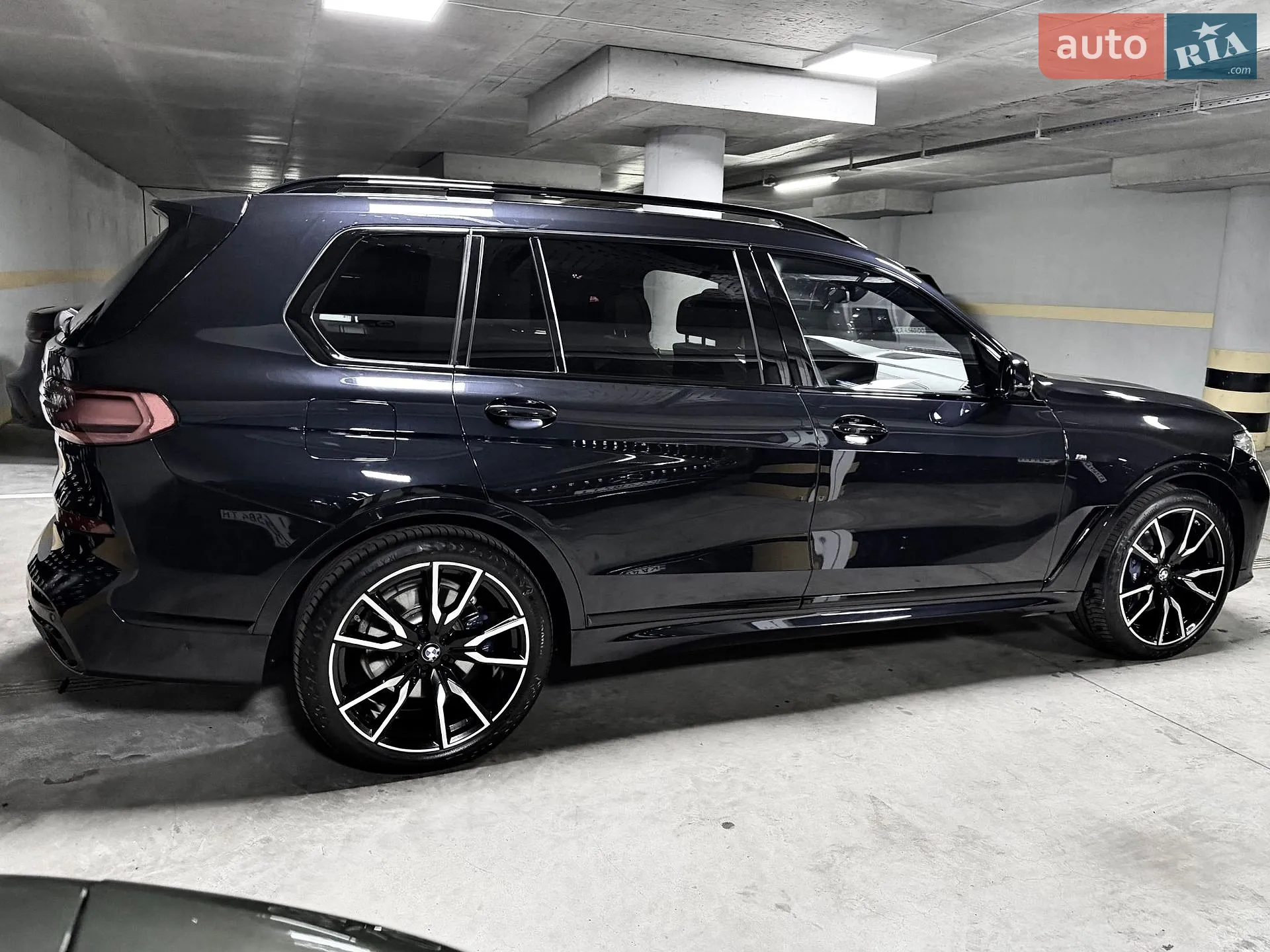 2022 BMW X7 - мініатюра 9