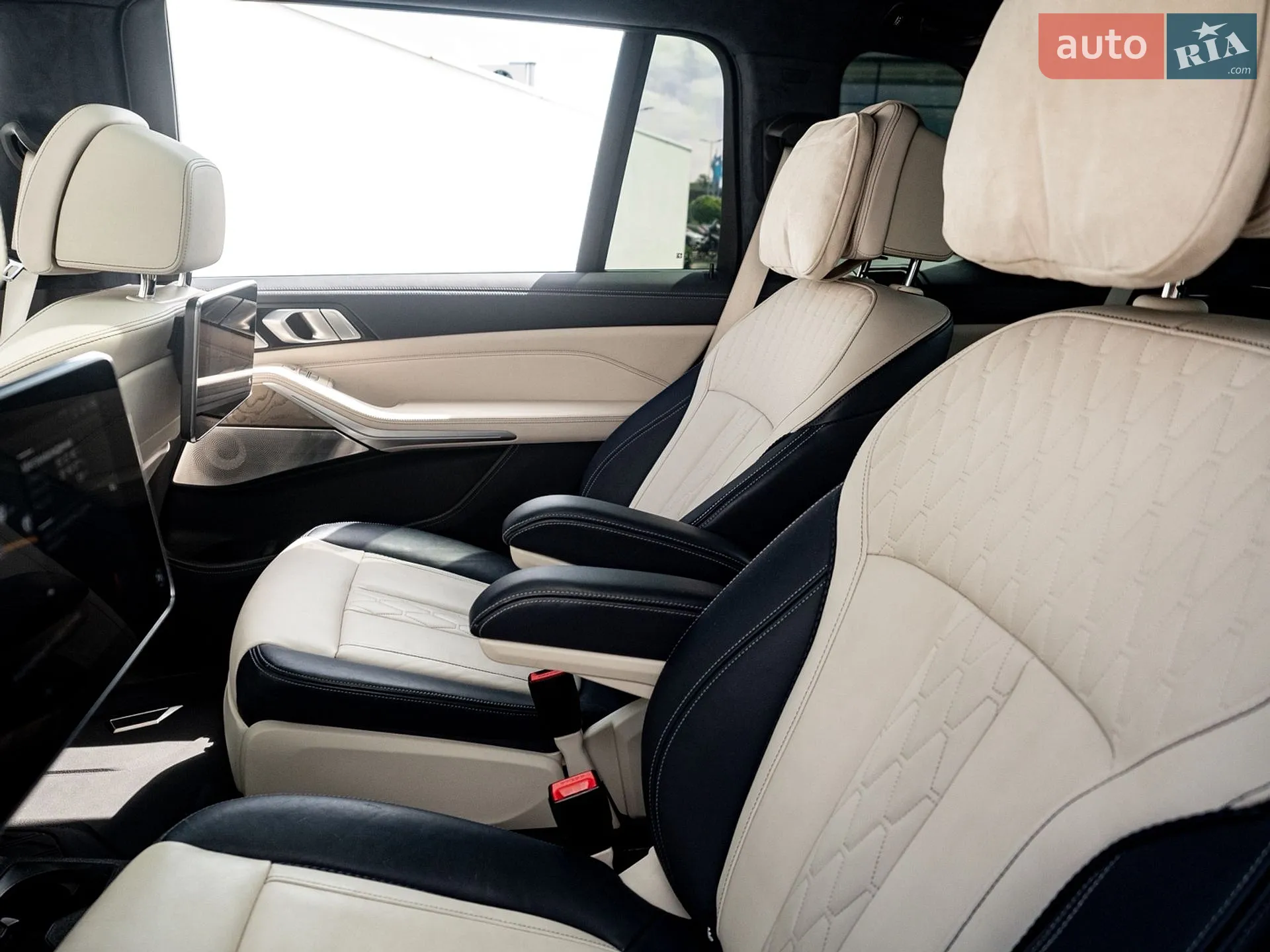 2019 BMW X7 - мініатюра 52