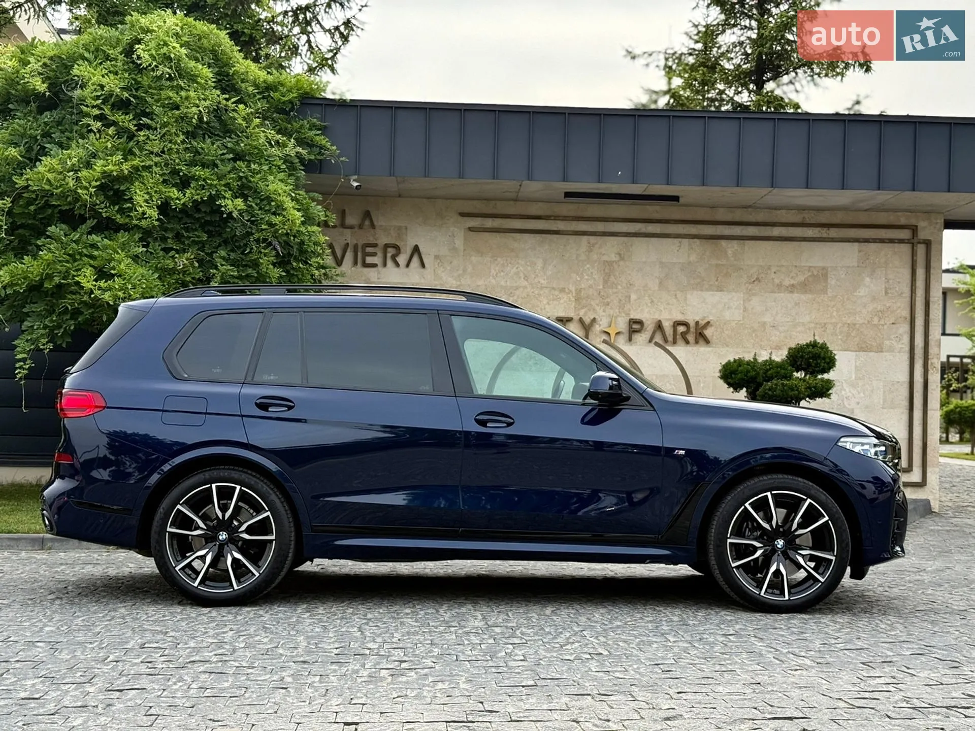 2022 BMW X7 - мініатюра 23