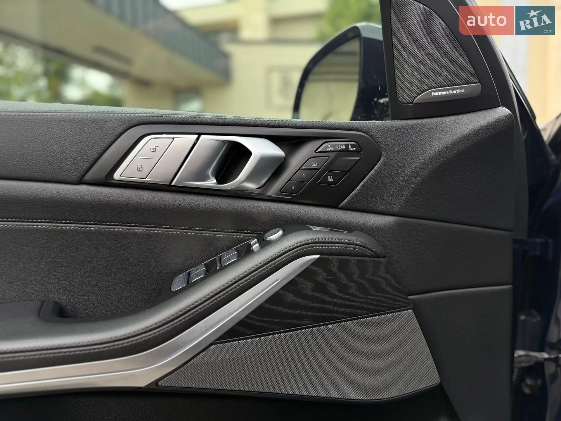2022 BMW X7 - мініатюра 26