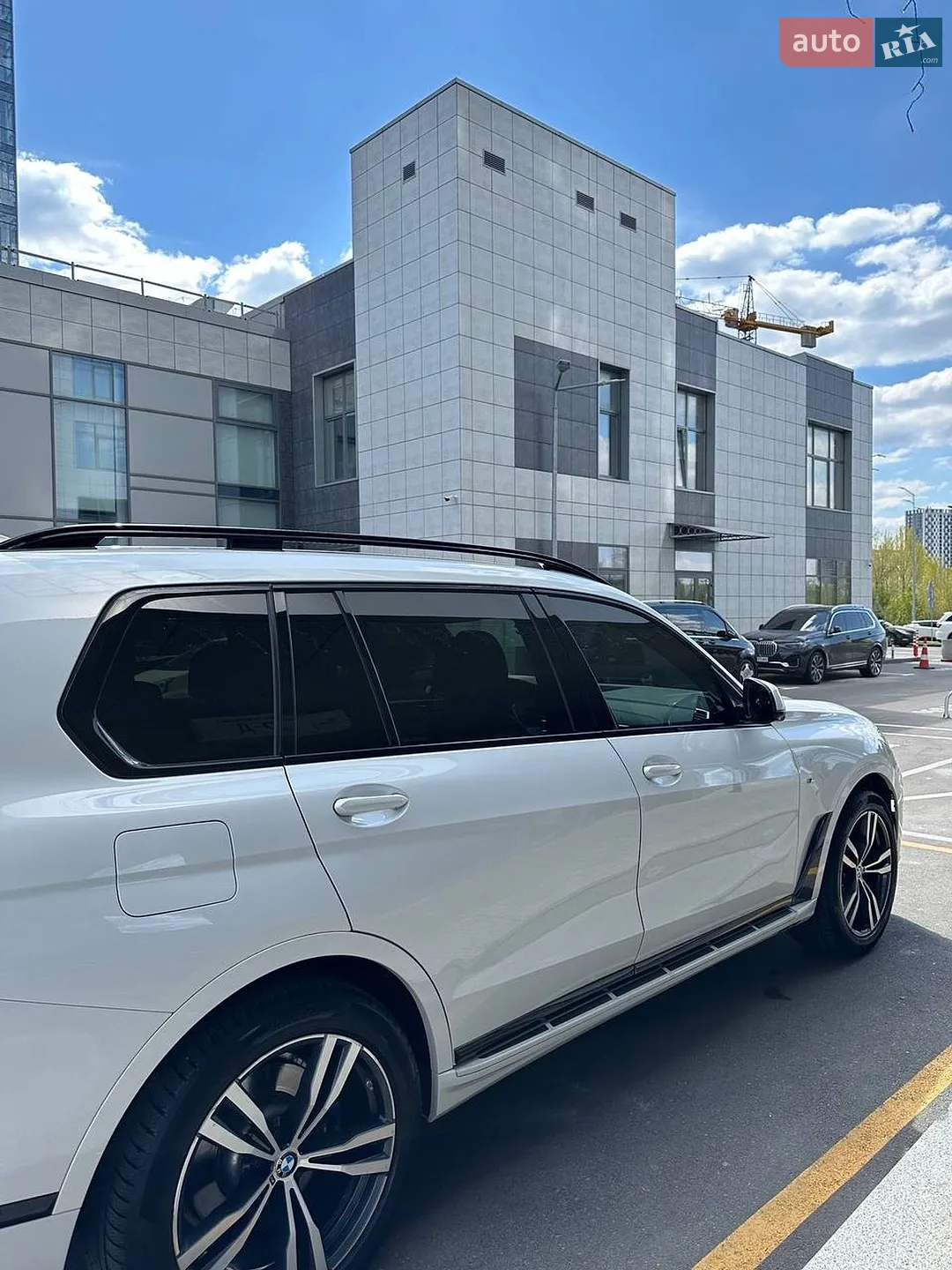 2021 BMW X7 - мініатюра 7