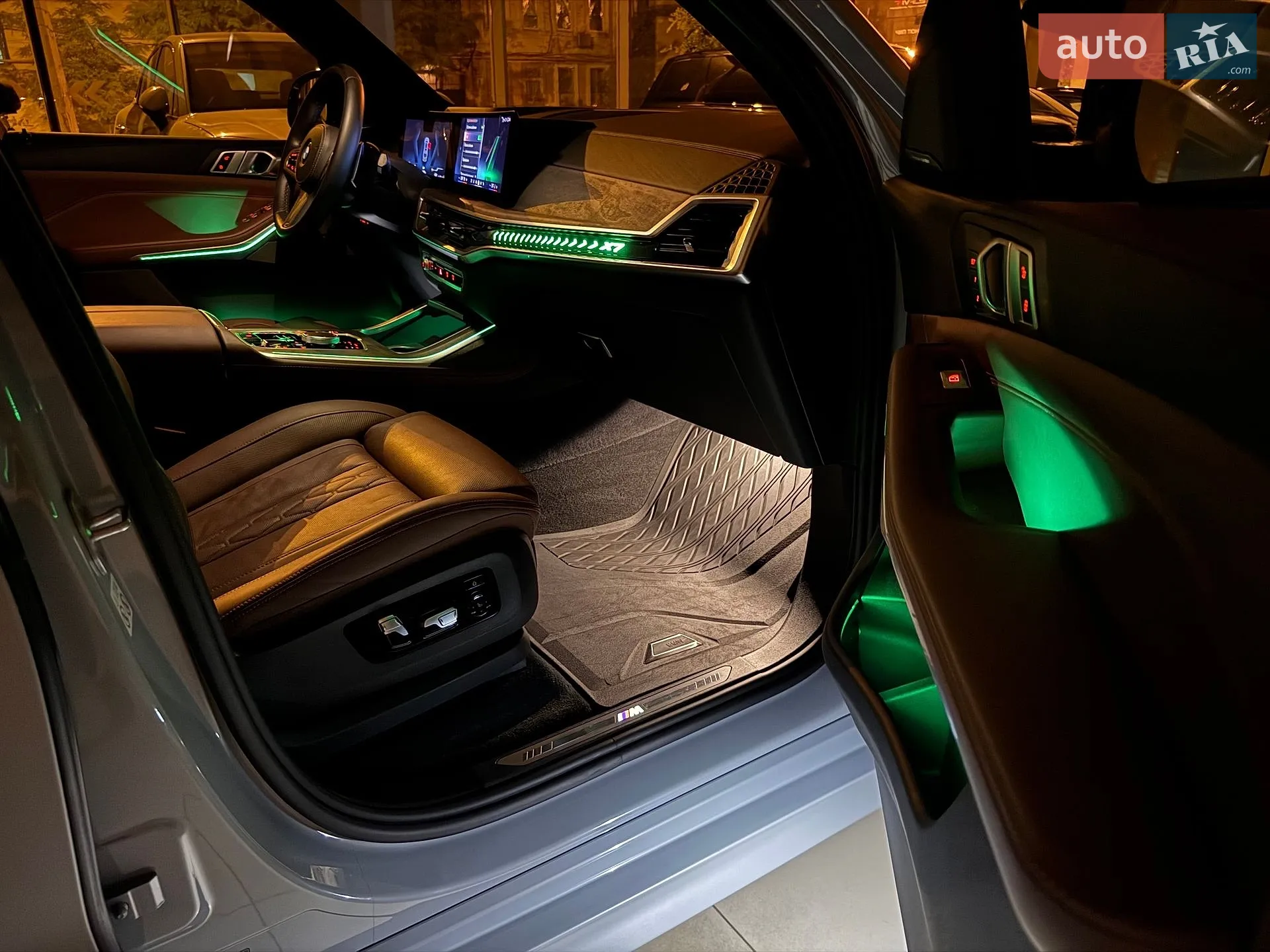 2023 BMW X7 - мініатюра 14