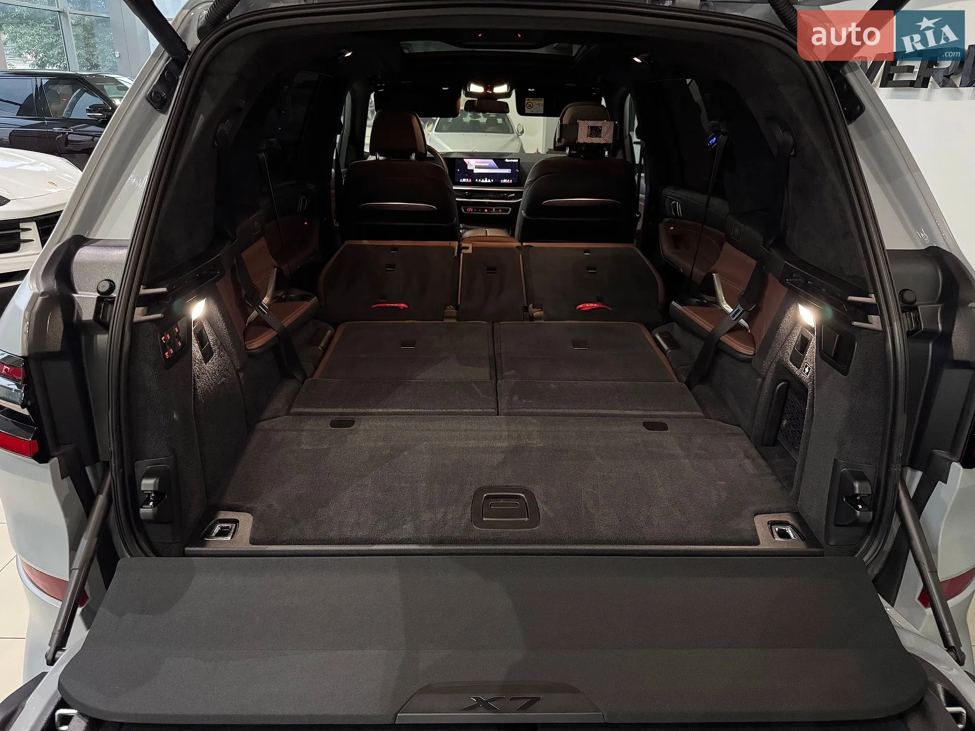 2023 BMW X7 - мініатюра 98