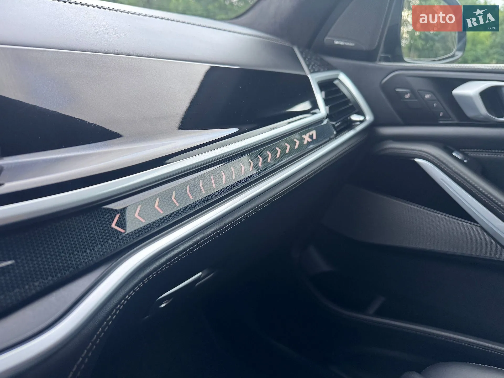 2023 BMW X7 - мініатюра 30
