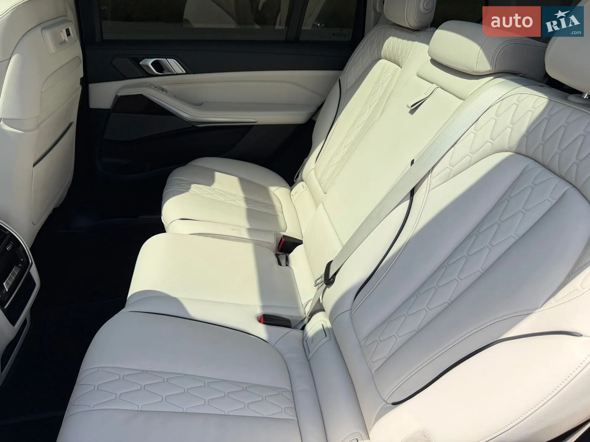 2020 BMW X7 - мініатюра 35
