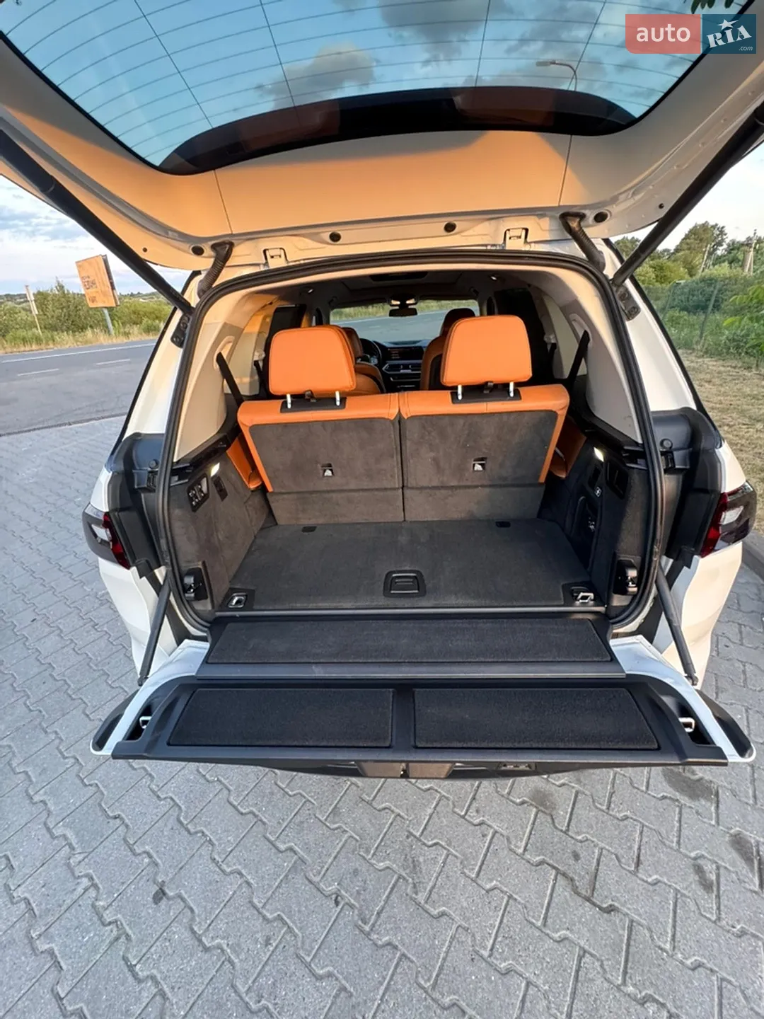 2021 BMW X7 - мініатюра 41