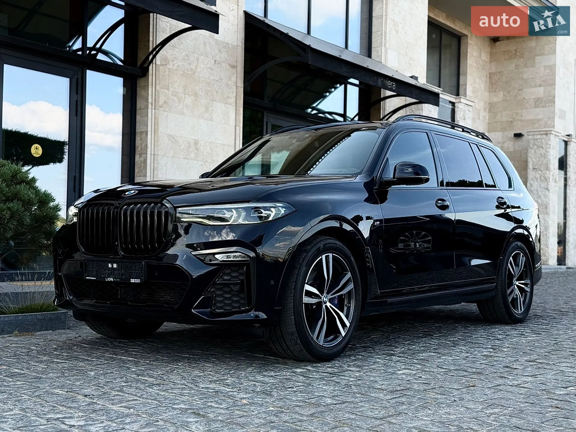 2020 BMW X7 - мініатюра 8