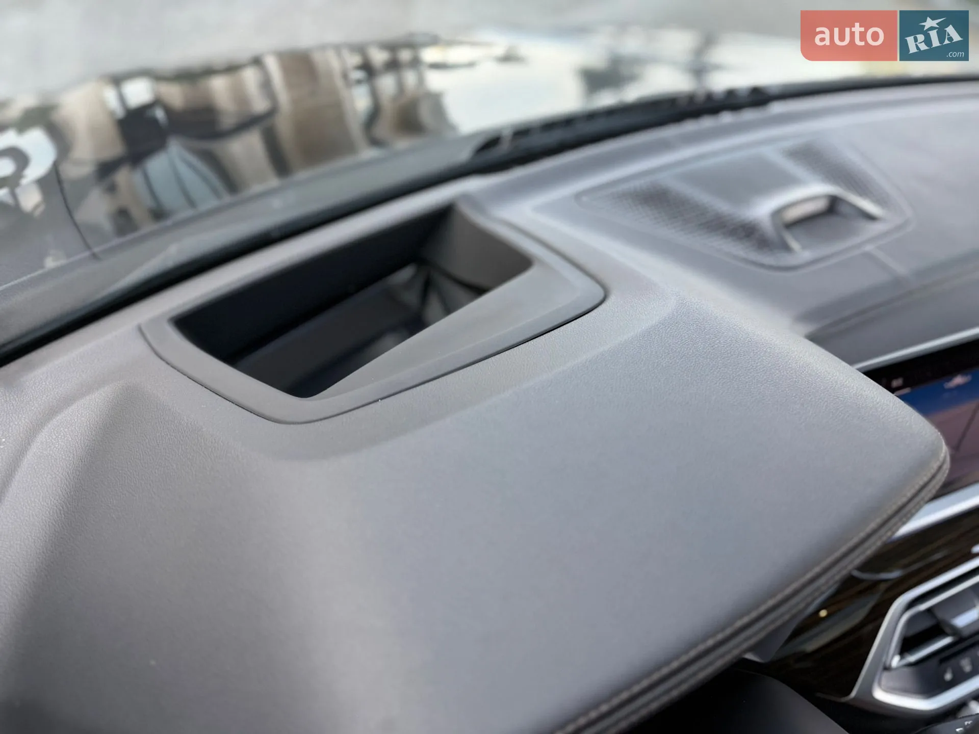2020 BMW X7 - мініатюра 33
