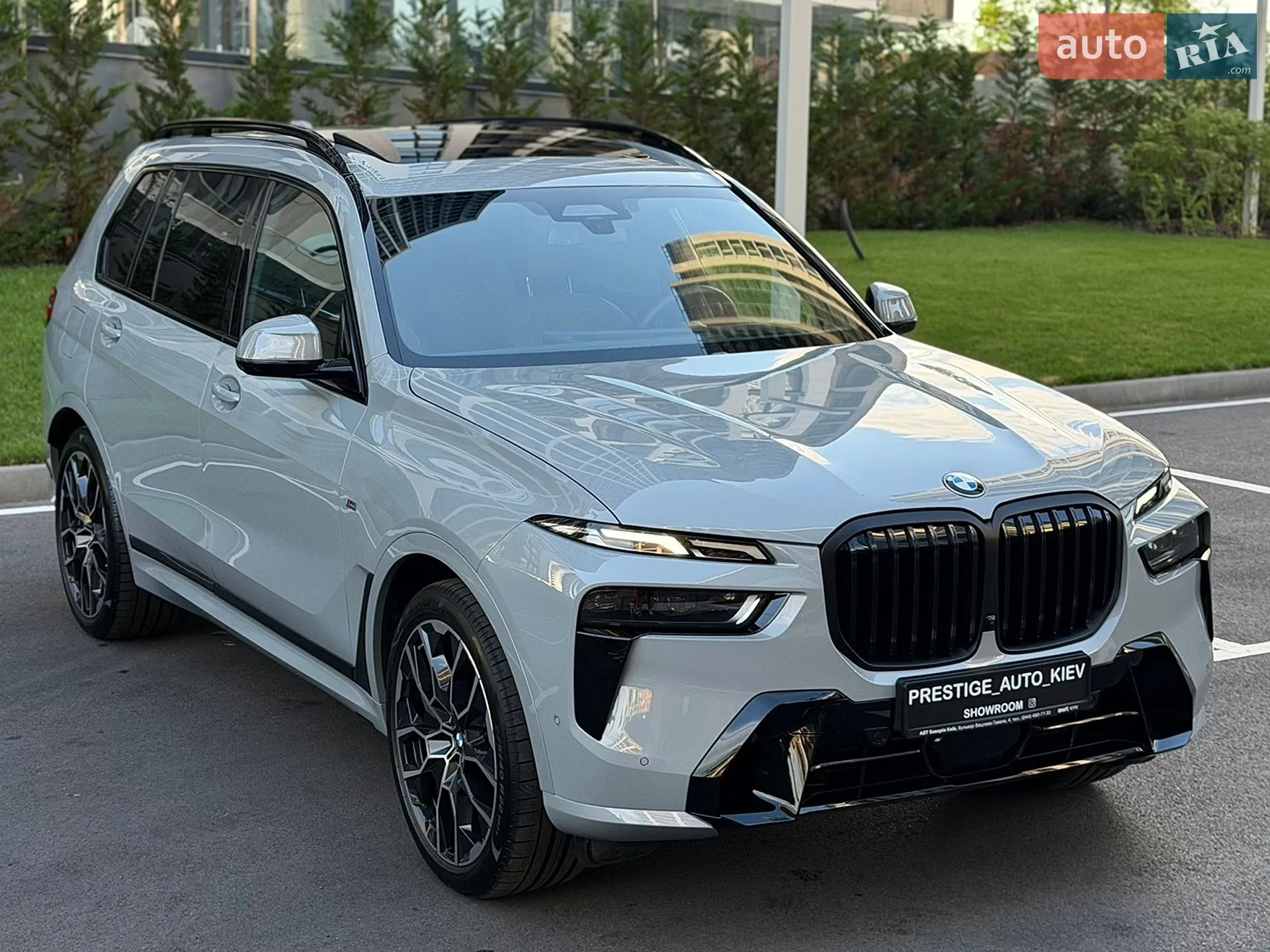 2025 BMW X7 - мініатюра 11