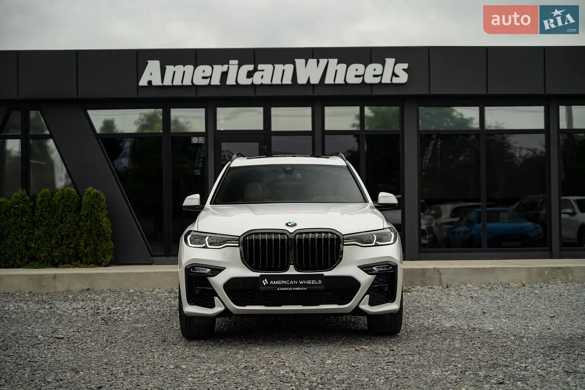 2020 BMW X7 - мініатюра 2