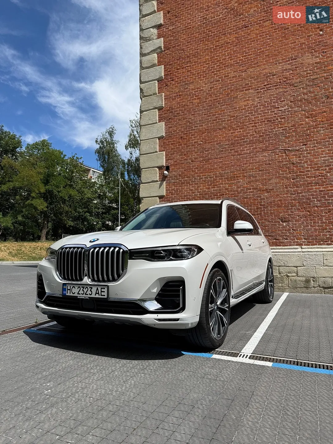 2019 BMW X7 - фото 1