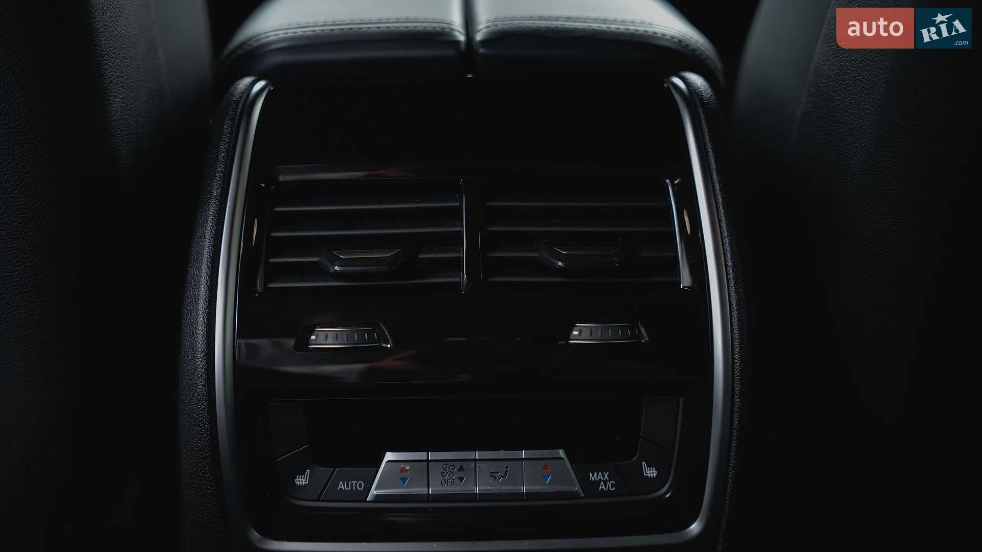 2023 BMW X7 - мініатюра 22