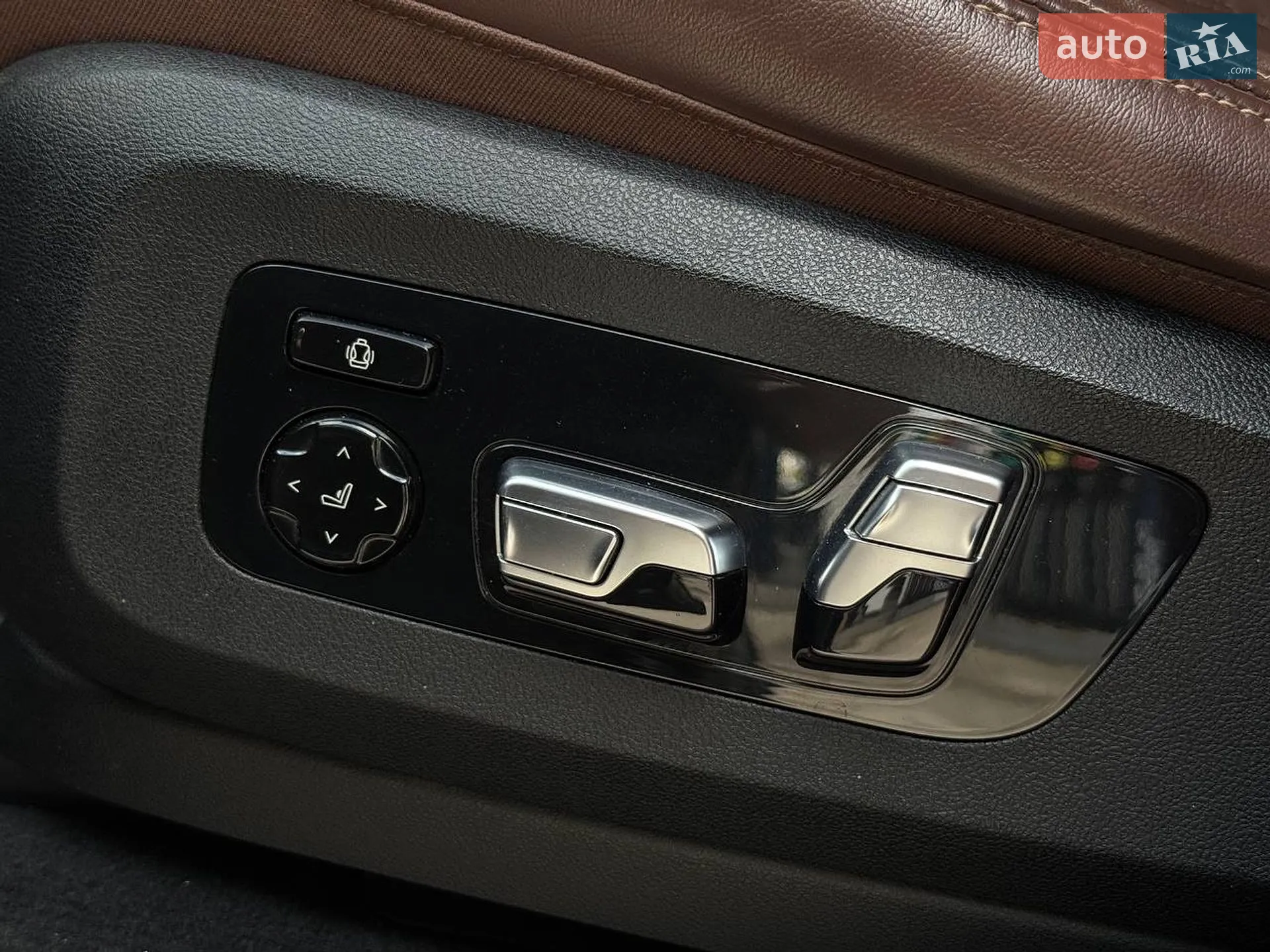 2022 BMW X7 - мініатюра 18