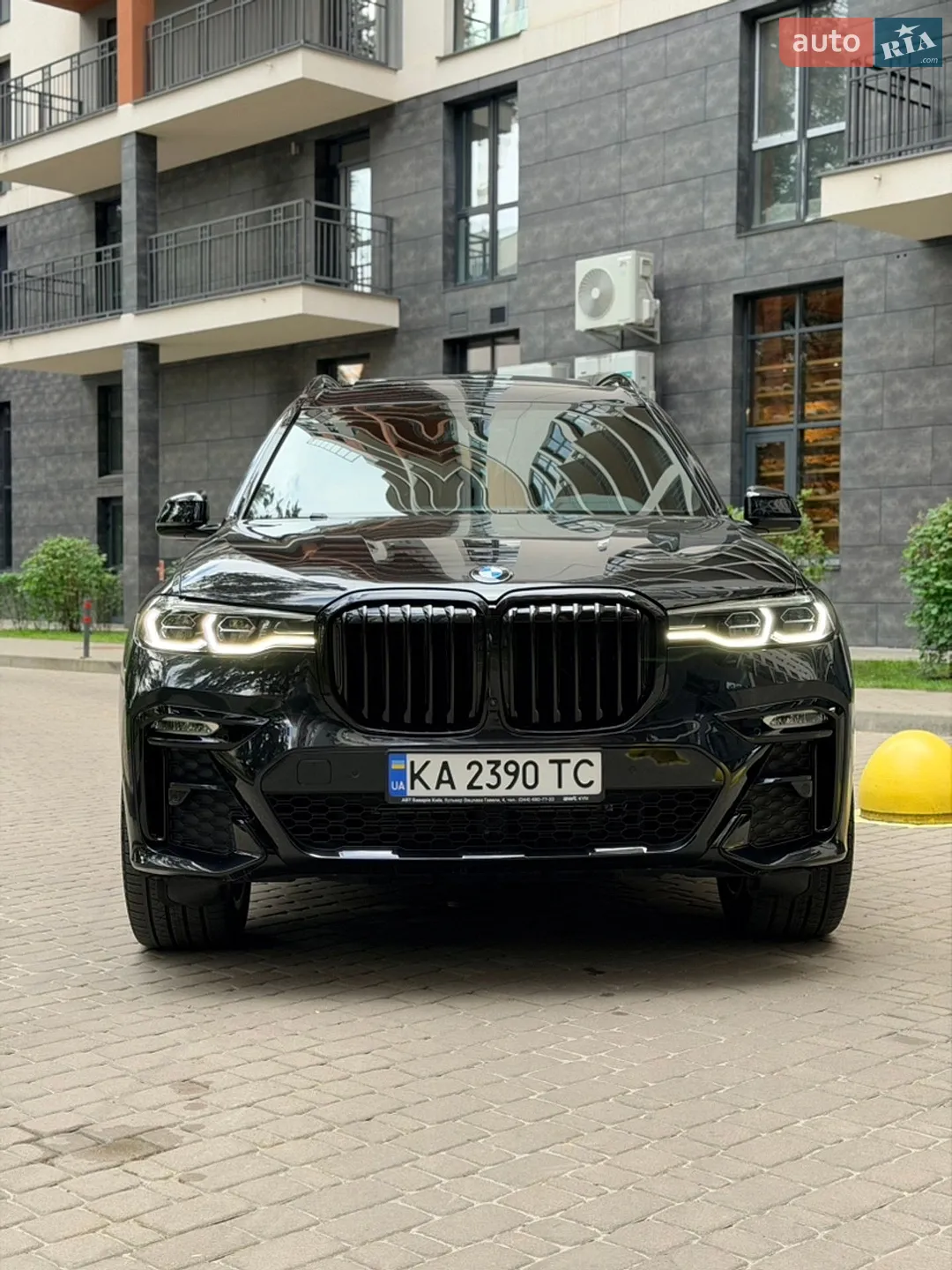 2022 BMW X7 - мініатюра 3