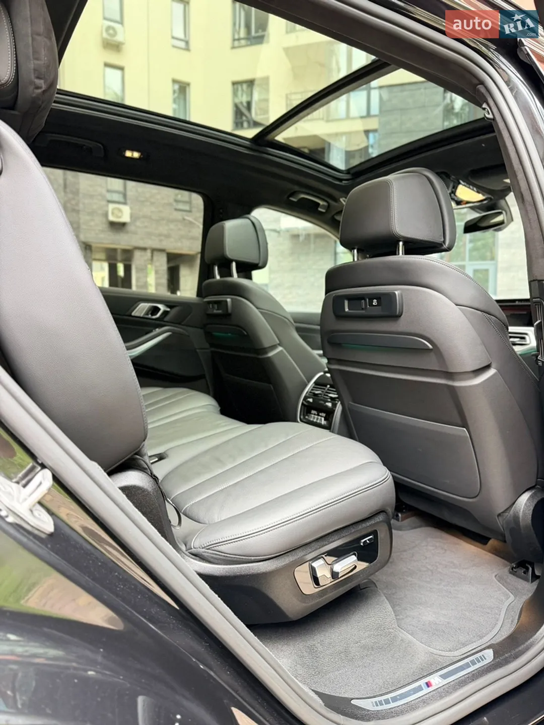 2022 BMW X7 - мініатюра 15