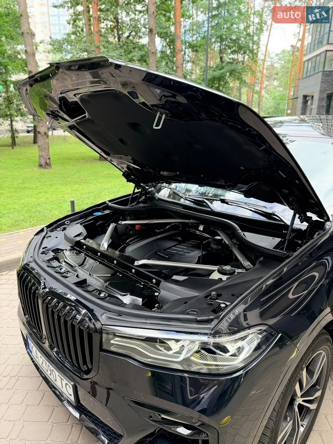2022 BMW X7 - мініатюра 22