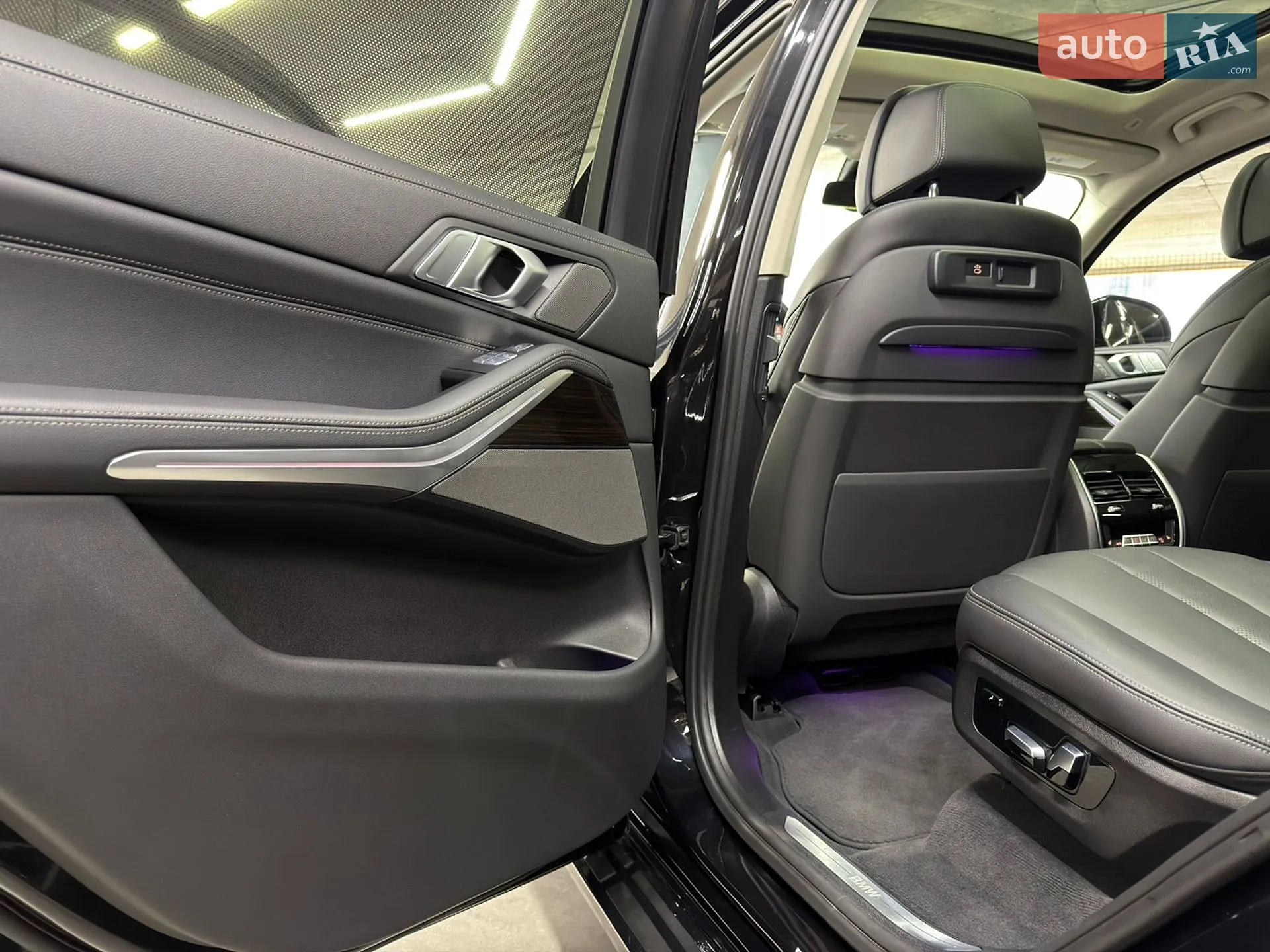 2019 BMW X7 - мініатюра 23