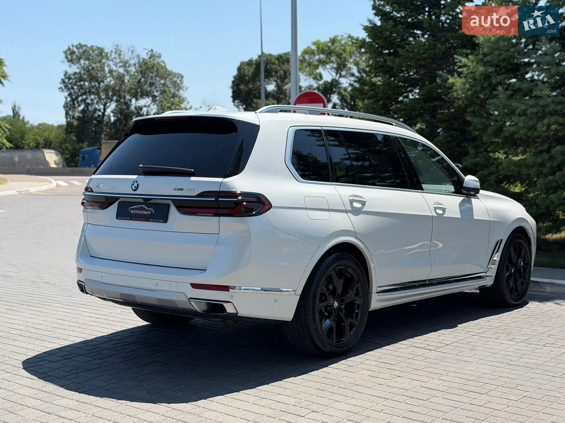 2025 BMW X7 - мініатюра 41