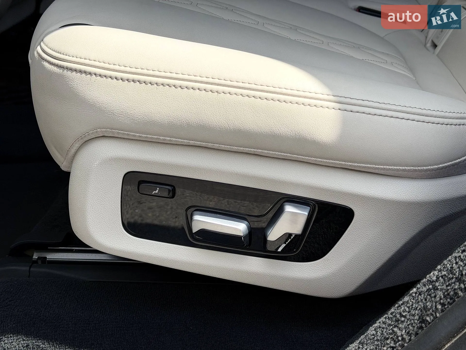 2021 BMW X7 - мініатюра 72