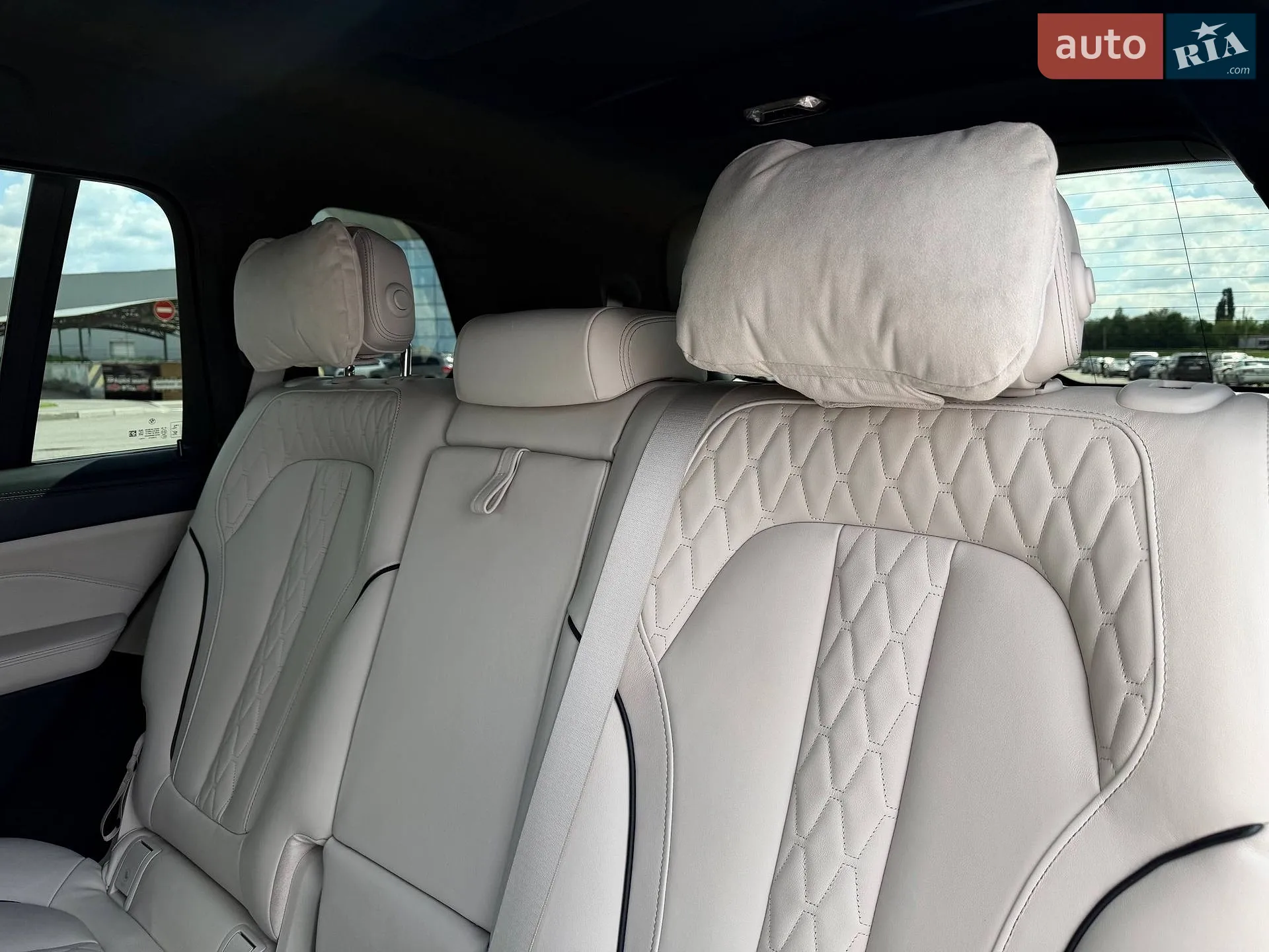 2021 BMW X7 - мініатюра 74